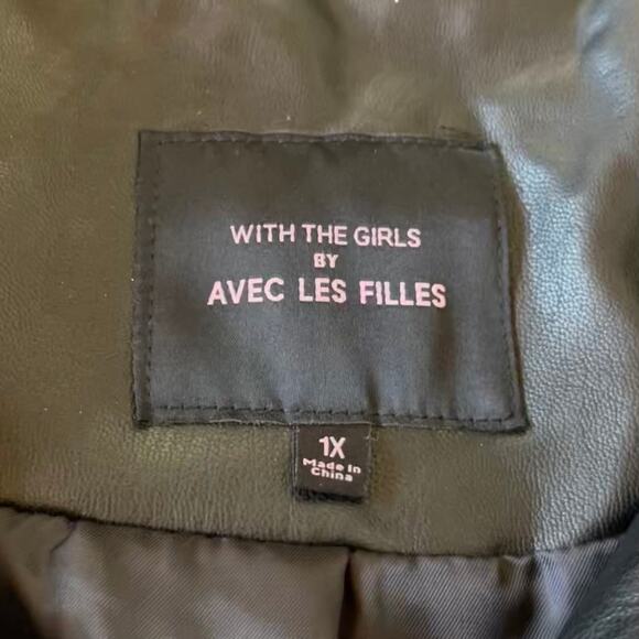 Avec Les Filles Puffer Faux Leather Coat 1X Boxy Black Vegan With the Girls - Picture 9 of 10